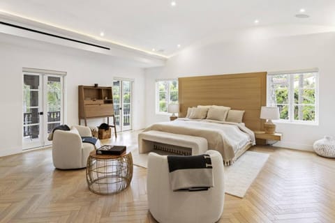 One of Kind Ultra Luxury Beverly Hills Estate House in Beverly Hills