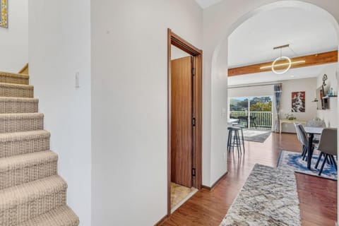 Lake Marie Lodge House in Rockaway Beach