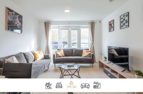 TV and multimedia, Living room, Seating area
