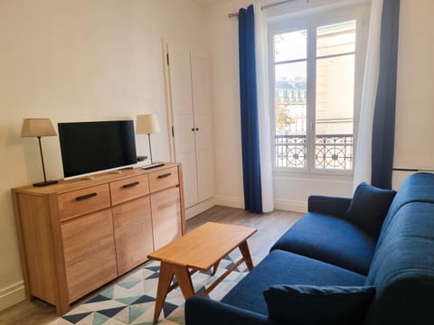 TV and multimedia, Living room, internet
