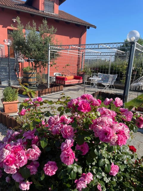 Property building, Spring, Garden, Garden view