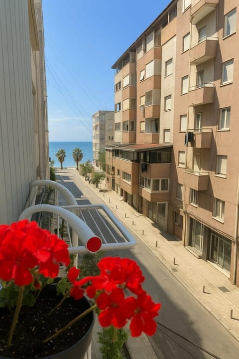 Property building, Day, Neighbourhood, Natural landscape, View (from property/room), Balcony/Terrace, City view, Sea view, Street view