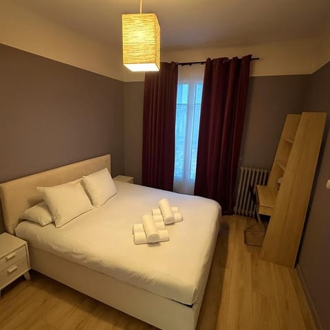 Spacious house with garden, 15 minutes from Paris House in Sartrouville