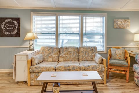 Walk to Shore! Surfside Beach Gem with Game Courts House in Oceanside Village