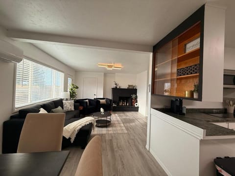 Golden Acres in Calming Caldwell House in Caldwell