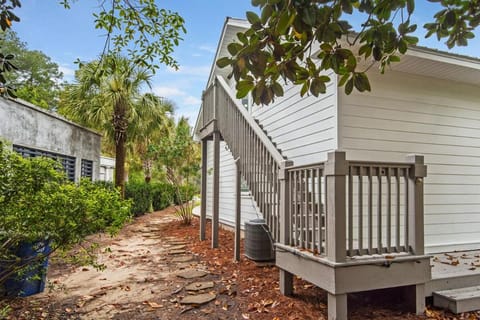 Vibe! Coastal living experience! Screened pool! House in Seagrove Beach