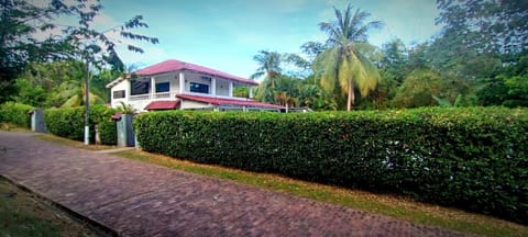 Property building, Natural landscape, Garden, Garden view