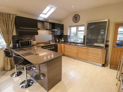 Property building, Kitchen or kitchenette