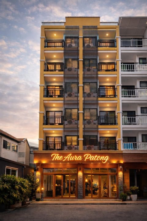 Property building, Day, Location