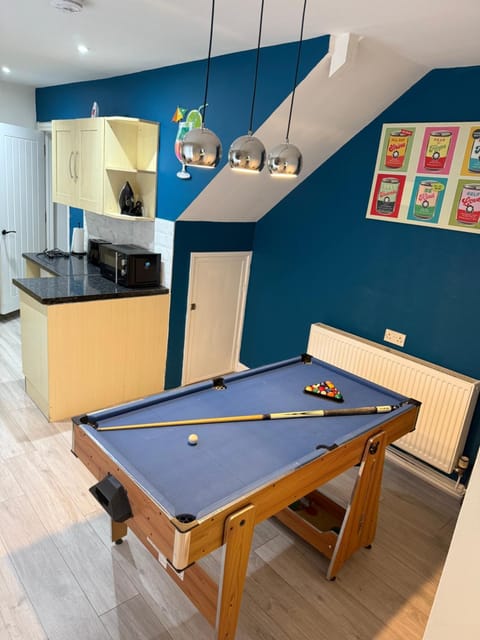 Blaenavon Cosy Home Apartment in Llanfoist Fawr