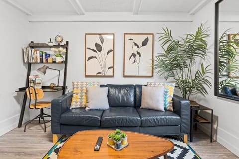 Heritage Home in Heart of City with free Parking House in Vancouver