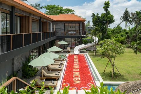Property building, Garden view, Pool view, Swimming pool