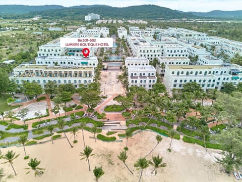 Property building, Bird's eye view, Garden, Beach, Beach