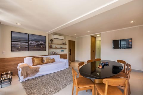 Communal lounge/ TV room, TV and multimedia, Living room, Seating area