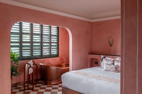 Bed, Bedroom, Bath