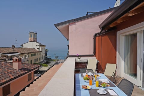 View (from property/room), Balcony/Terrace