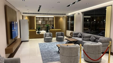 TV and multimedia, Lobby or reception, Seating area