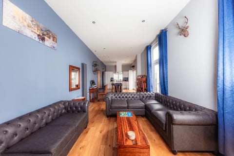 Seaview Cottage Schoolhouse 2 House in Scotland