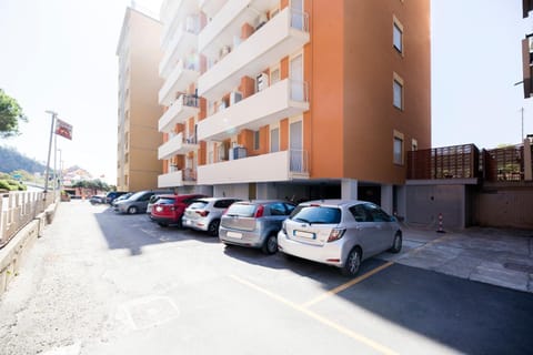 Facing the sea between Cinque Terre and Portofino Apartment in Deiva Marina