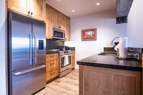 Kitchen or kitchenette, kitchen