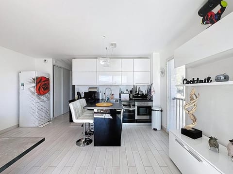 Terrasse vue mer et montagne – Calvi centre et plage Apartment in Calvi