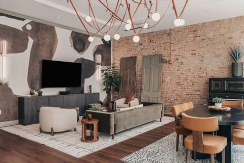 Starr Piano - Roxie and Carraway Suites - 8 Bedrooms House in East Nashville