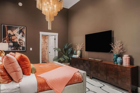 Starr Piano - Roxie and Carraway Suites - 8 Bedrooms House in East Nashville