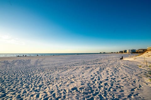 Vistas on the Gulf Apartment hotel in Saint Pete Beach