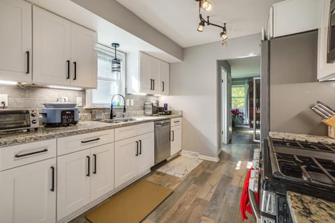 Home with Yard Near Nature Preserve and Pewaukee Lake! House in Pewaukee