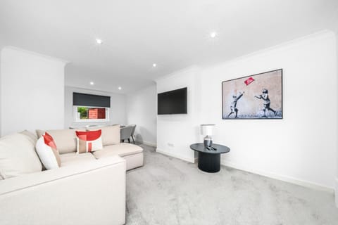 The Elphin Escape Apartment in East Kilbride