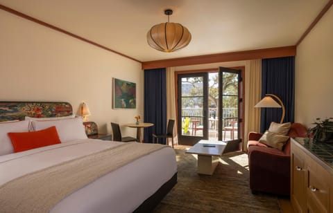 Bed, Seating area, Bedroom