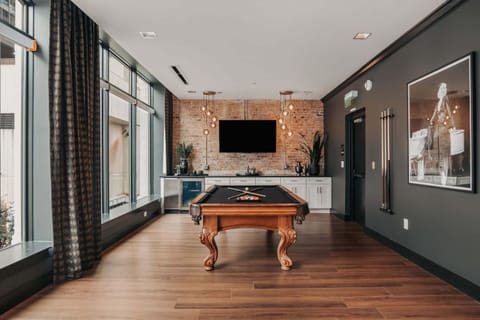 Starr Piano - Highball and Bellamy Suites - 8 bedroom House in East Nashville