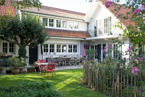 Het Wilgenhuis House in Ostend