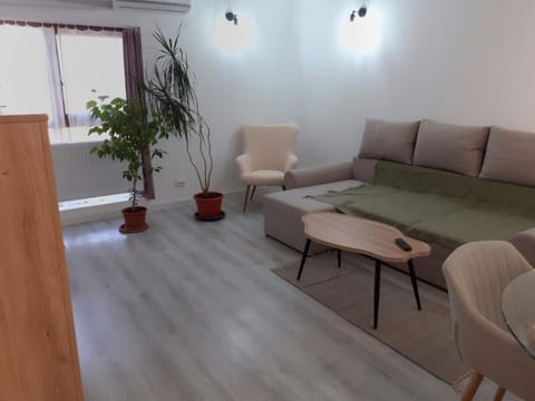 Promenada Mall Apartment4you Apartment in Craiova