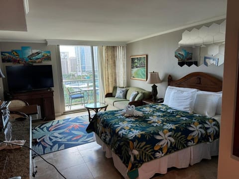 Luana Waikiki Apartment hotel in McCully-Moiliili