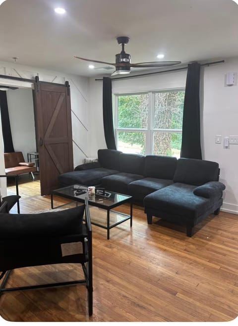 The Airport Hideaway House in College Park