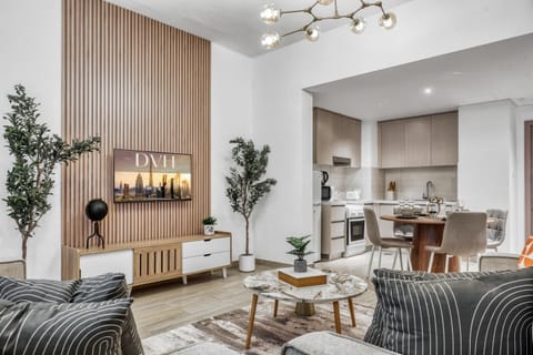 Kitchen or kitchenette, Living room