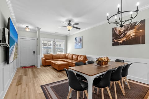 3King 2Q waterfront Villa Near golf Beach Barefoot House in North Myrtle Beach