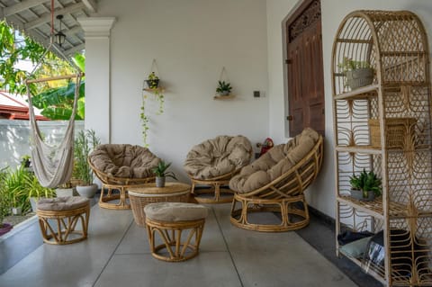 Seating area
