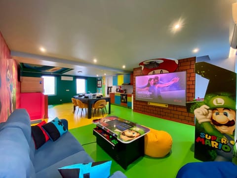 TV and multimedia, Living room, Dining area, kitchen