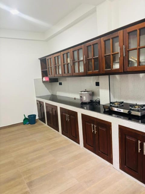 Kitchen or kitchenette, dishwasher