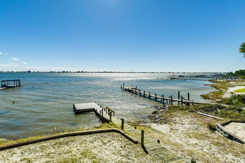Gulf Shores Gem with Beachfront Patio and Sunset Pier! House in West Beach
