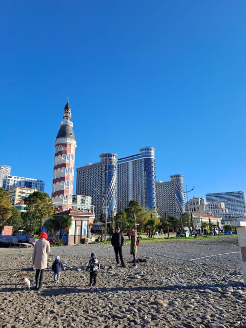 Day, People, Natural landscape, Beach, City view, Sea view, Location, group of guests