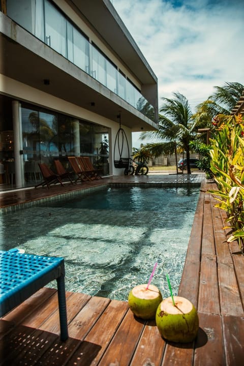 Swimming pool, Swimming pool
