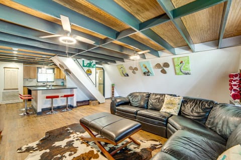 Private Dock and Outdoor Bar! Lakefront Tool A-Frame House in Tool