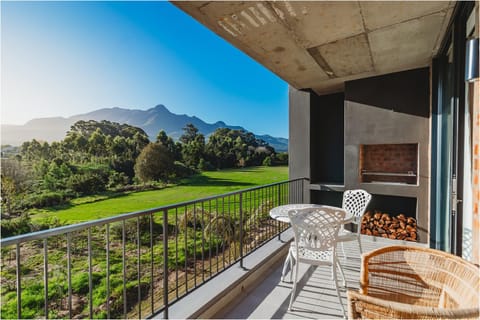 Balcony/Terrace, Garden view
