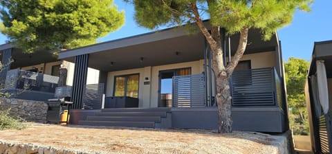 Maui, Kamp Heron, Drage, Croatia House in Šibenik-Knin County, Croatia