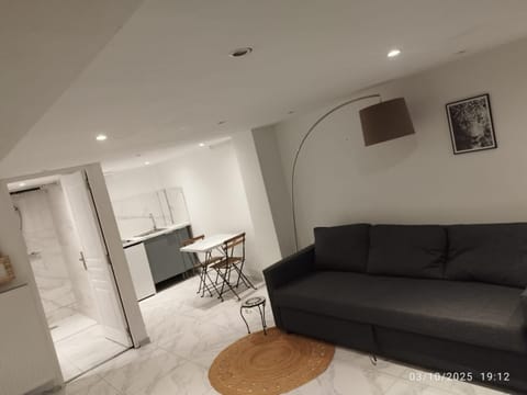 Studio à Eckbolsheim proche CV et marché de Noël de Strasbourg Apartment in Eckbolsheim