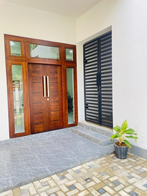Facade/entrance, Day