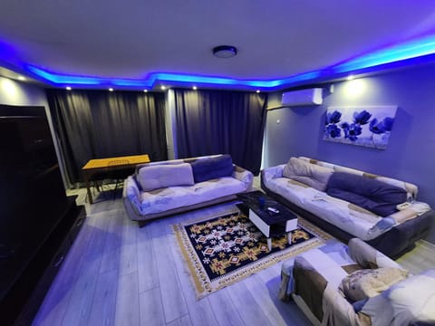 Dolunay Apartment in Izmir